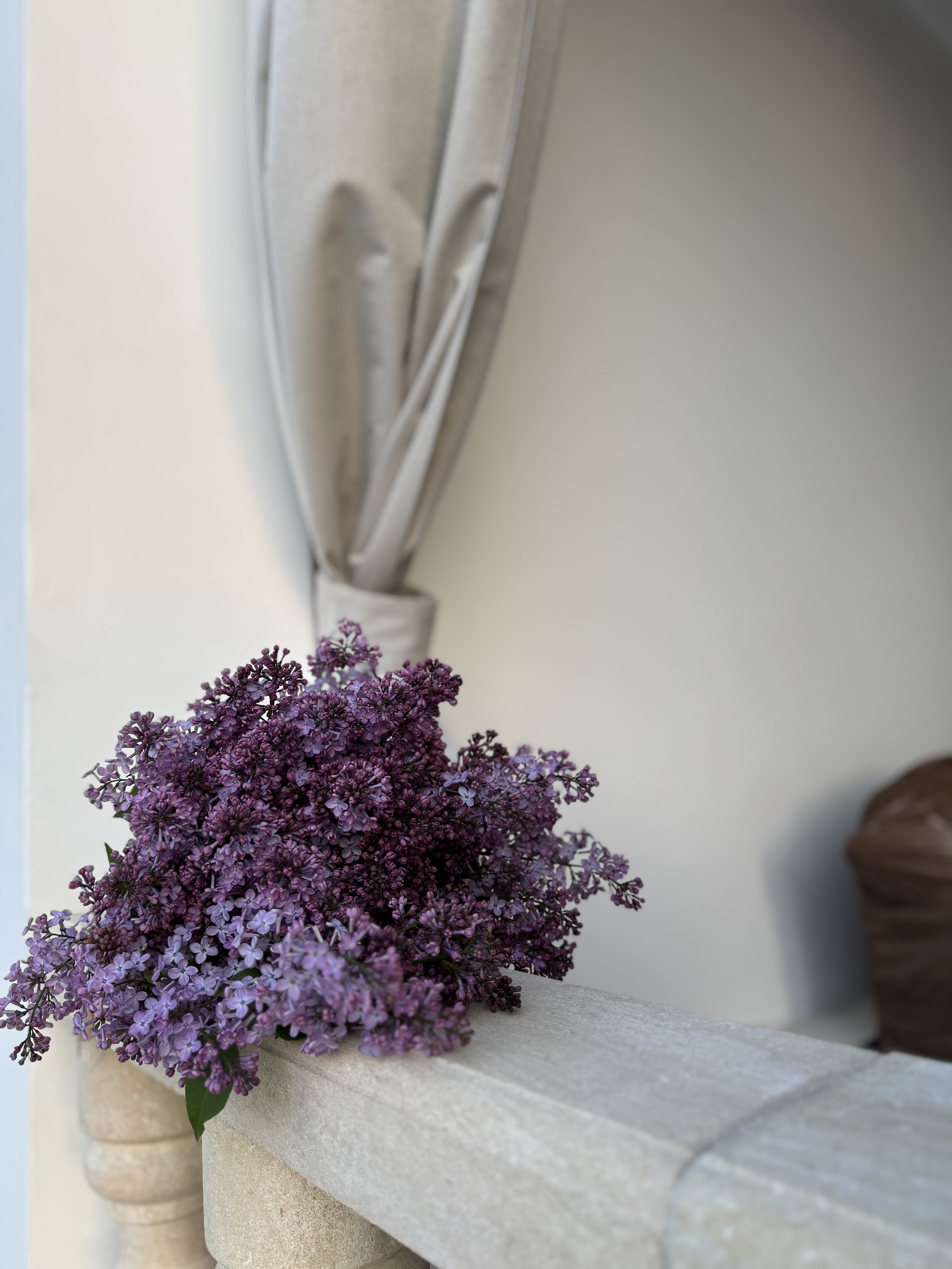 Lilac Bouquet Still Life - floral wallpaper for Tablet
