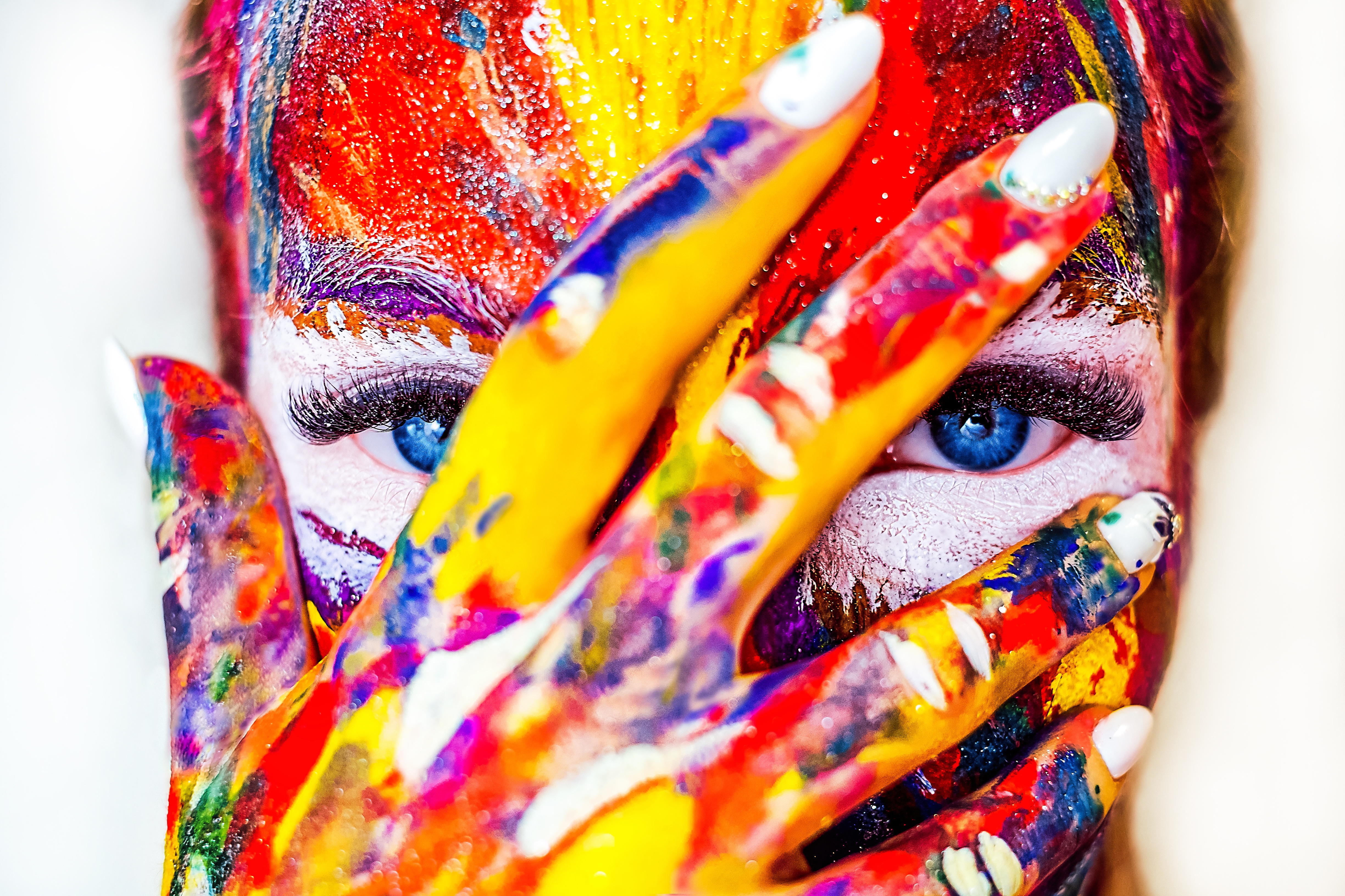 Colorful_Paint_Covered_Face - colorful wallpaper for OpersCraft