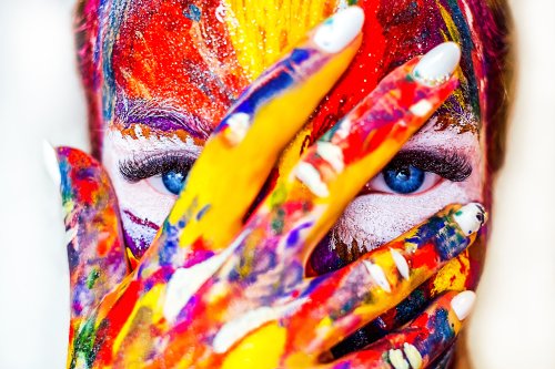 Colorful_Paint_Covered_Face - Related OpersCraft wallpaper