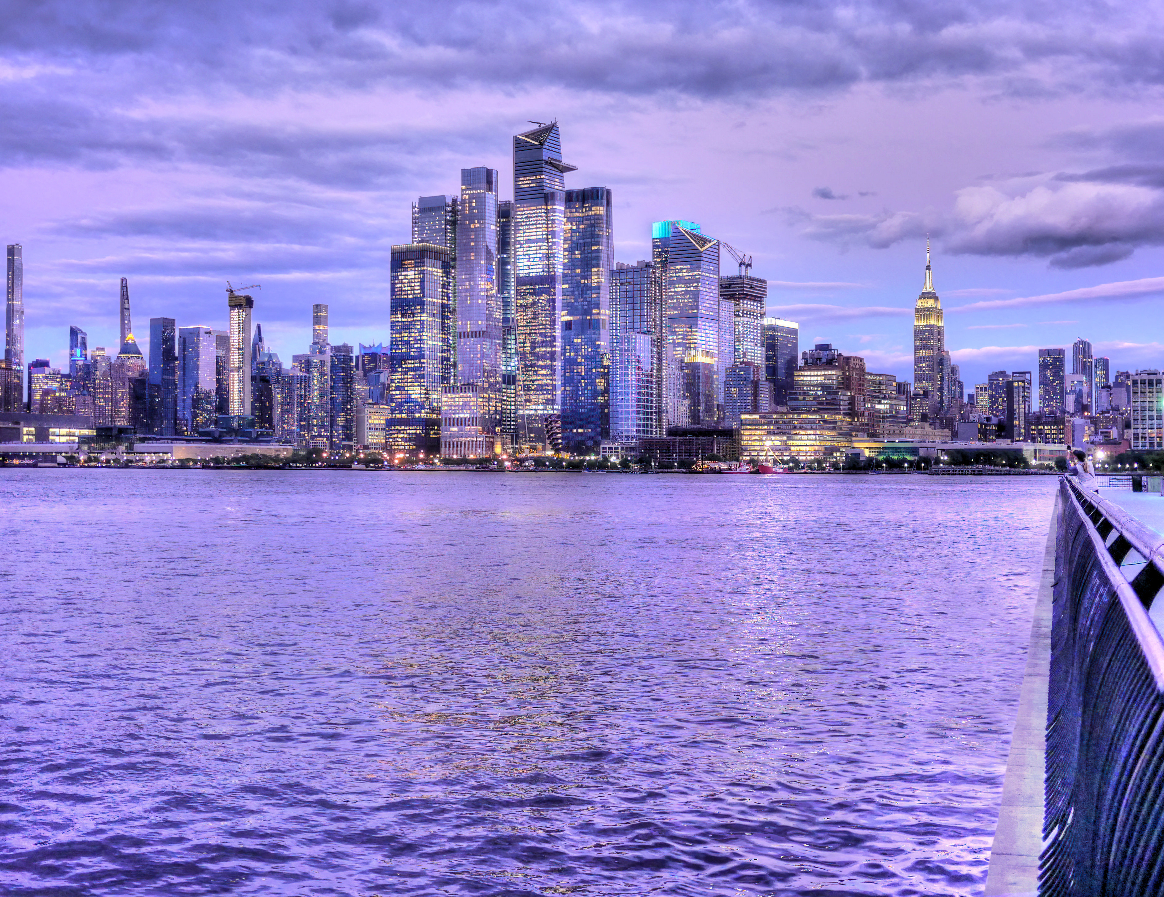 Twilight Cityscape Reflection - city wallpaper for OpersCraft